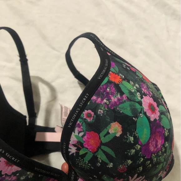 Victoria Secrets floral t shirt full coverage push up bra size 34 DD. - Picture 4 of 13